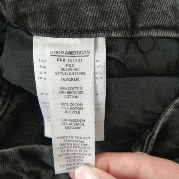 Good American 90s Loose Fit Straight Leg Trouser Jeans Black191 Size 26 (2) - Picture 10 of 14